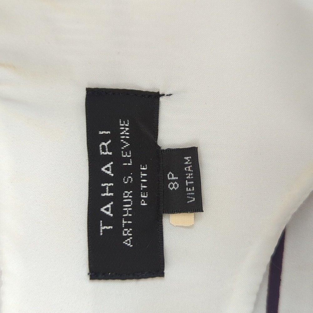 Tahari Arthur S. Levine Dress, sleeveless w/ pockets, fit & flare, sz 8P - Picture 15 of 16